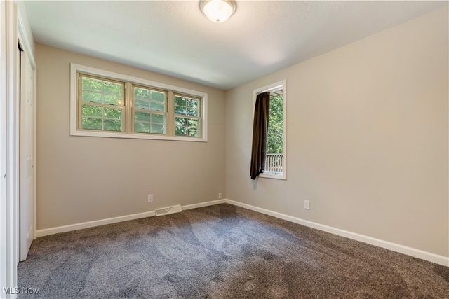 5265 Pin Oak Avenue NW, Massillon, OH 44647