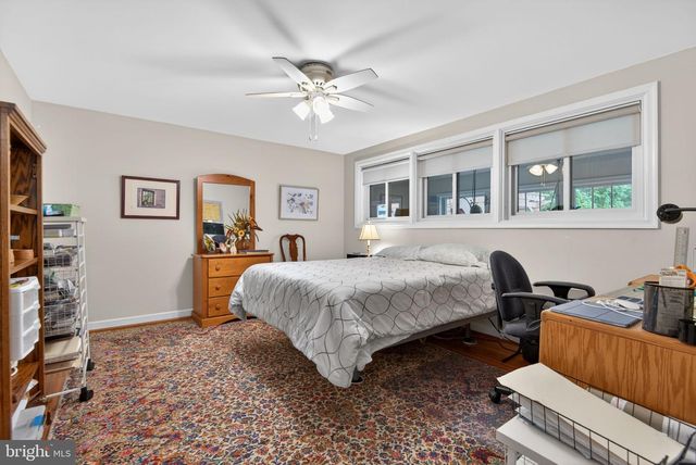 102 E THIRD AVE, Lititz, PA 17543