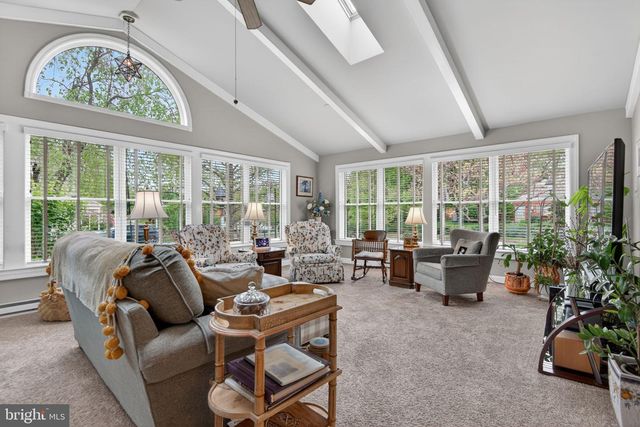102 E THIRD AVE, Lititz, PA 17543
