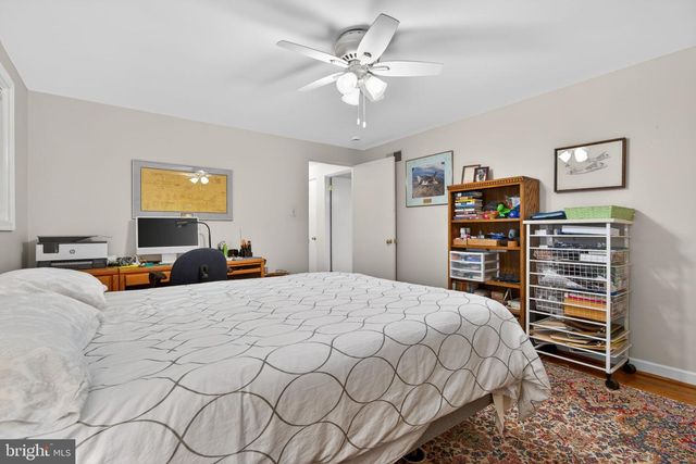 102 E THIRD AVE, Lititz, PA 17543