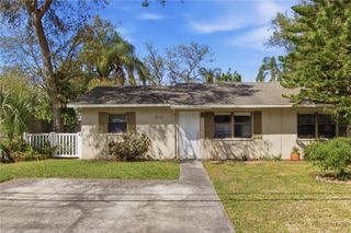 216 4TH AVENUE SW A, Largo, FL 33770