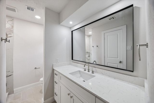 11947 Fawnview Drive, Houston, TX 77070