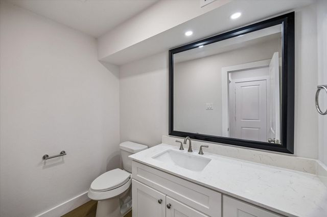 11947 Fawnview Drive, Houston, TX 77070
