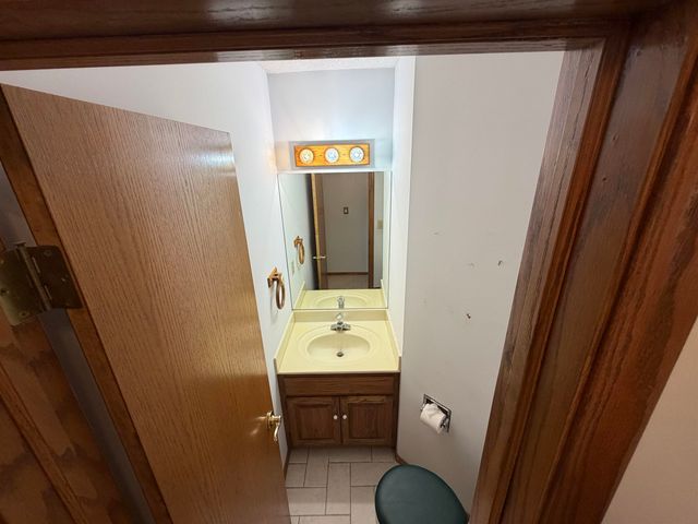 2750 N Rushwood St, Wichita, KS 67226