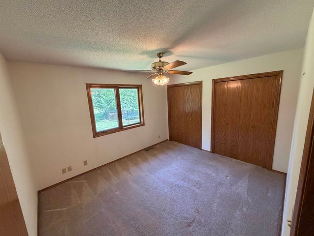 2750 N Rushwood St, Wichita, KS 67226