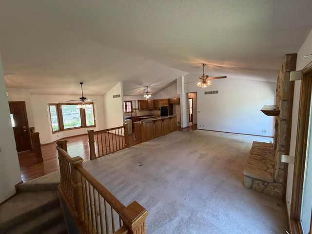 2750 N Rushwood St, Wichita, KS 67226