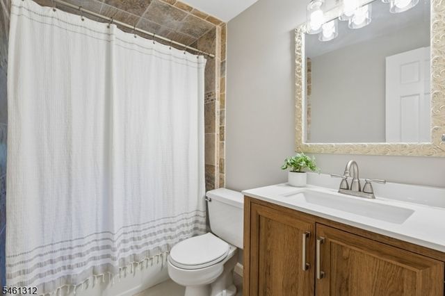 26 Pittsford Way, New Providence Boro, NJ 07974