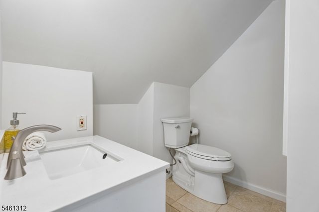 26 Pittsford Way, New Providence Boro, NJ 07974