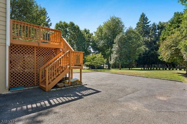 26 Pittsford Way, New Providence Boro, NJ 07974