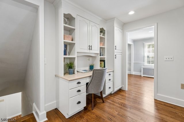 26 Pittsford Way, New Providence Boro, NJ 07974