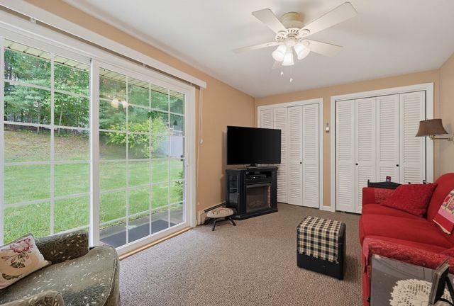 20 Corrine Dr, Framingham, MA 01701