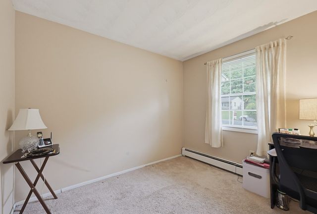 20 Corrine Dr, Framingham, MA 01701