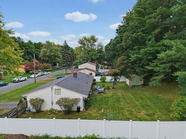 20 Corrine Dr, Framingham, MA 01701