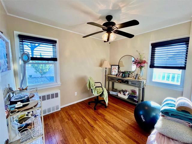 182 Lexington Avenue, Franklin Square, NY 11010