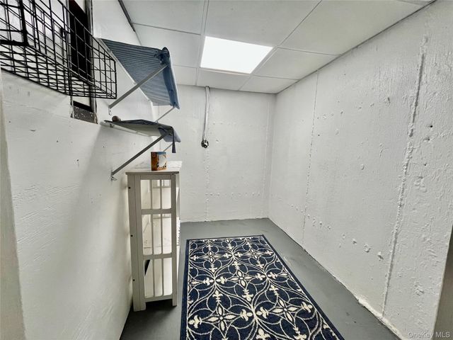 182 Lexington Avenue, Franklin Square, NY 11010