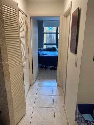 11800 SW 18th St 108-4, Miami, FL 33175