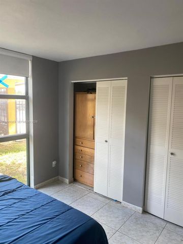 11800 SW 18th St 108-4, Miami, FL 33175