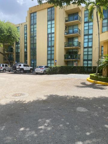 11800 SW 18th St 108-4, Miami, FL 33175