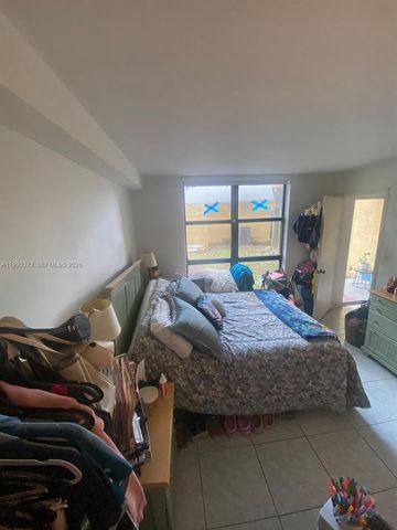 11800 SW 18th St 108-4, Miami, FL 33175