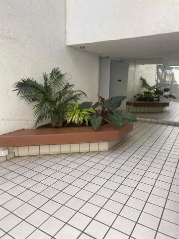 11800 SW 18th St 108-4, Miami, FL 33175