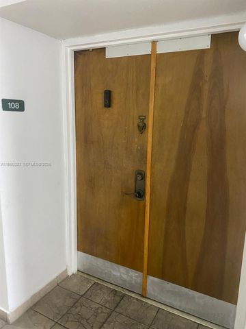 11800 SW 18th St 108-4, Miami, FL 33175