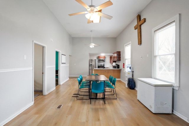 6043 BROAD ST, Mt Jackson, VA 22842