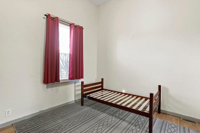 6043 BROAD ST, Mt Jackson, VA 22842