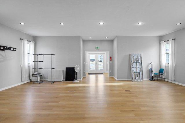 6043 BROAD ST, Mt Jackson, VA 22842