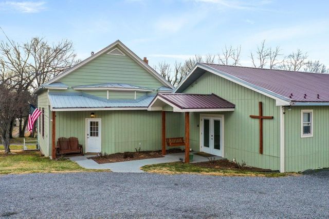 6043 BROAD ST, Mt Jackson, VA 22842