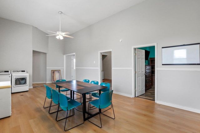 6043 BROAD ST, Mt Jackson, VA 22842