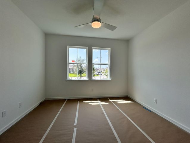 907 Kingwood Drive, League City, TX 77573