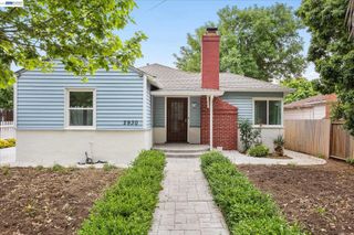2930 Knoll Dr, Concord, CA 94520