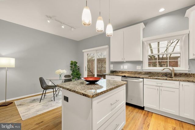 1503-F N COLONIAL TER, Arlington, VA 22209