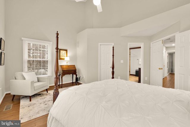 1503-F N COLONIAL TER, Arlington, VA 22209