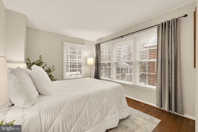 1503-F N COLONIAL TER, Arlington, VA 22209