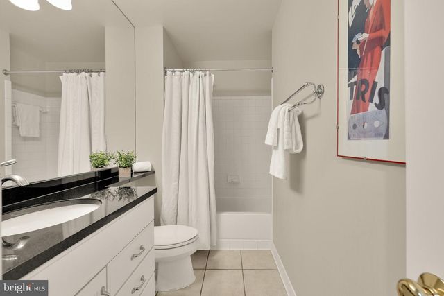 1503-F N COLONIAL TER, Arlington, VA 22209