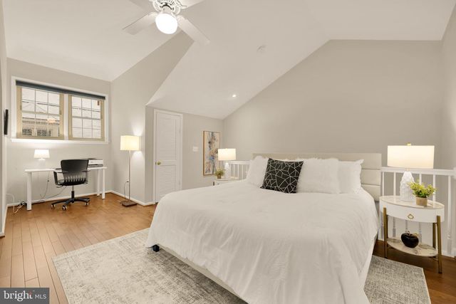 1503-F N COLONIAL TER, Arlington, VA 22209