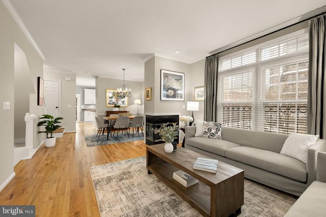 1503-F N COLONIAL TER, Arlington, VA 22209