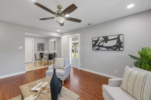 8301 Central Ave, Orangevale, CA 95662