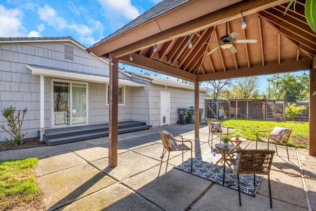 8301 Central Ave, Orangevale, CA 95662