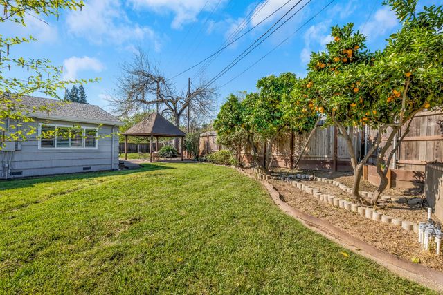 8301 Central Ave, Orangevale, CA 95662