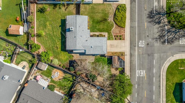 8301 Central Ave, Orangevale, CA 95662