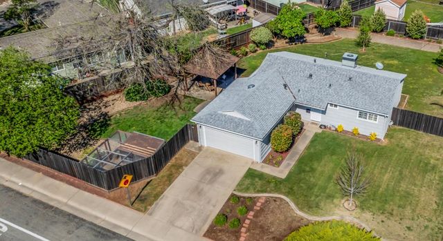 8301 Central Ave, Orangevale, CA 95662