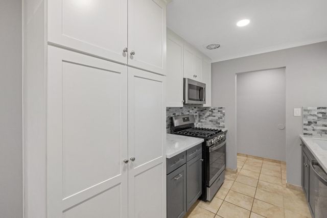 8301 Central Ave, Orangevale, CA 95662