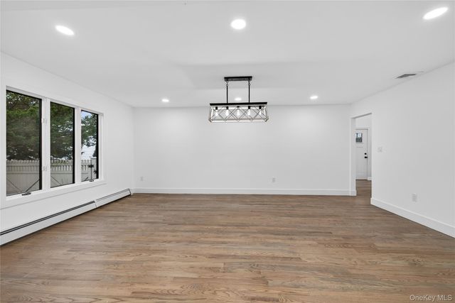 611 Deer Park Avenue, Babylon, NY 11702