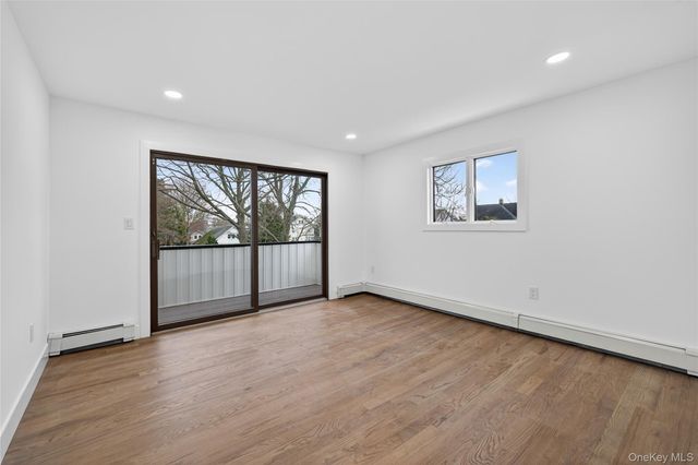 611 Deer Park Avenue, Babylon, NY 11702