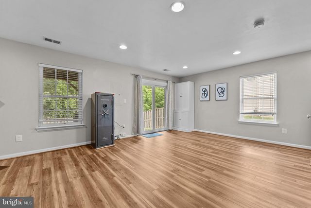 9059 BREWER CREEK PL, Manassas, VA 20109