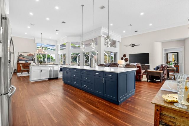 2078 Sunderland Avenue, Wellington, FL 33414