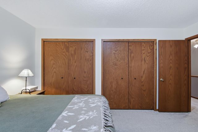 531 Hunter Hill Road, Hudson, WI 54016