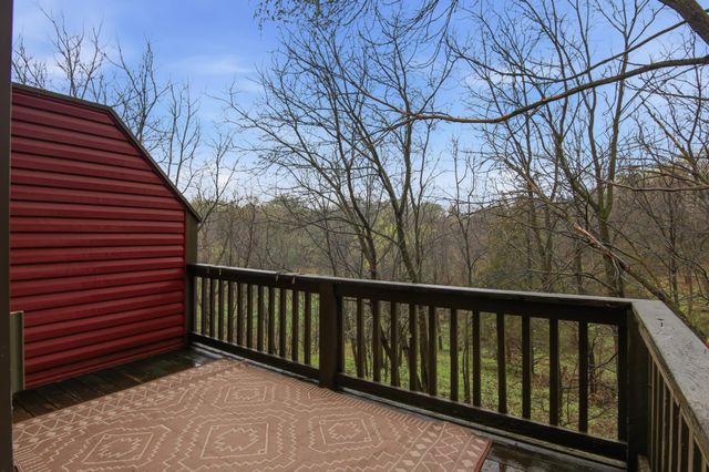 531 Hunter Hill Road, Hudson, WI 54016